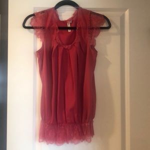 Robbi and Nikki pink tank top with lace